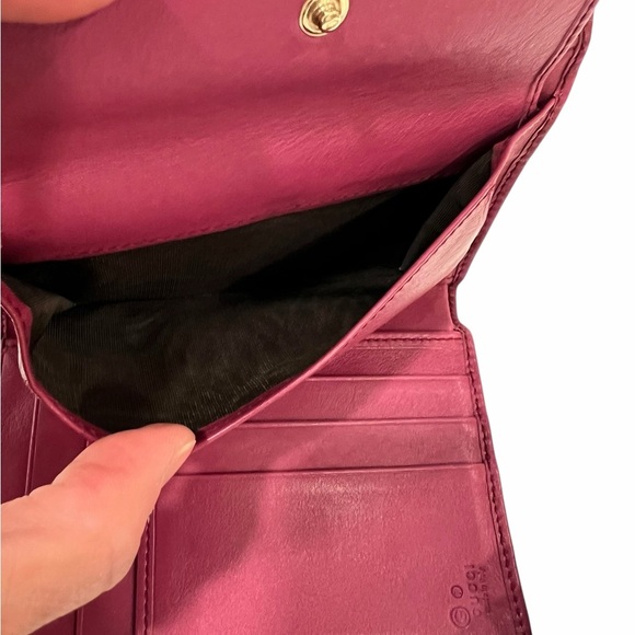 Gucci Leather Wallet | Magenta Pink Bifold Clutch Wallet - Picture 5 of 12